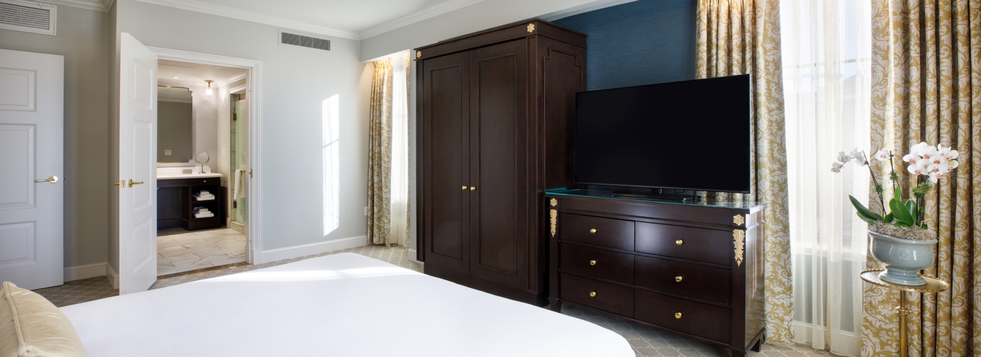 Accommodations Of Hotel Carmichael, Carmel, Indiana